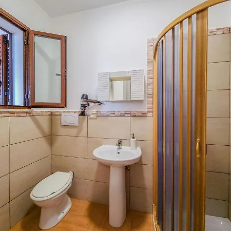 Holiday La Madonnina Apartment